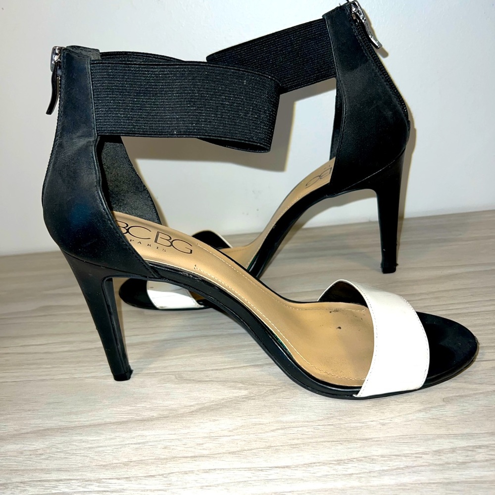 BCBG Black and White Heel